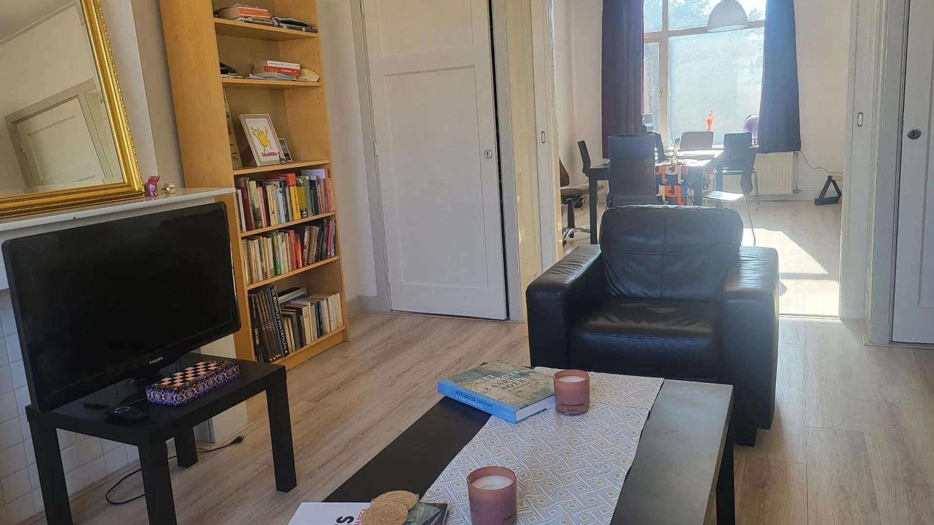 Beautiful Spacious Appartment At Top Location In La Haya 0*,  Países Bajos